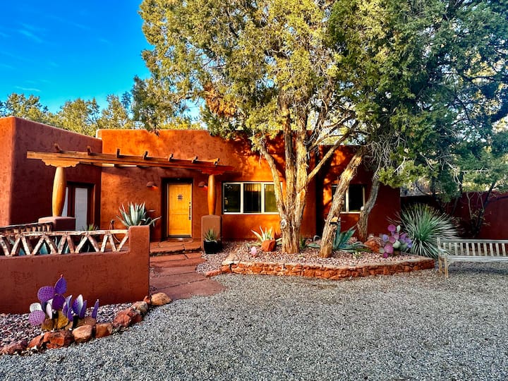 Peaceful and private casita accommodation preview